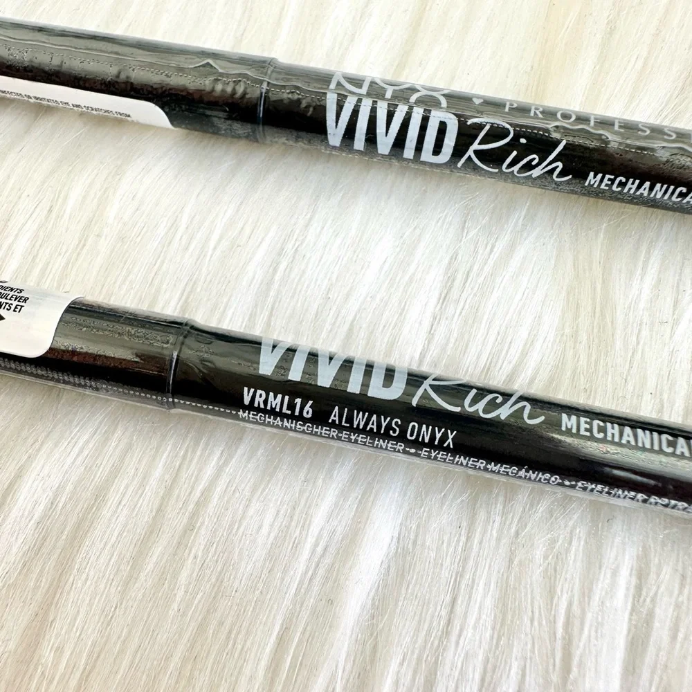 NYX VIVID RICH ONYX